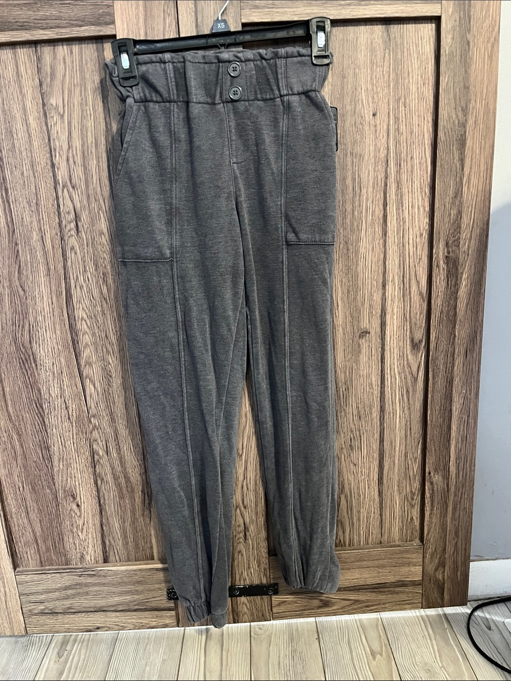 Arizona Jean Company Charcoal Gray Jogger Pants with Front Pockets